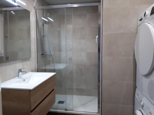Beautiful Apartment on Las Ramblas with Port views