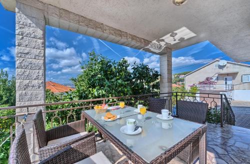 Apartmani MARINA