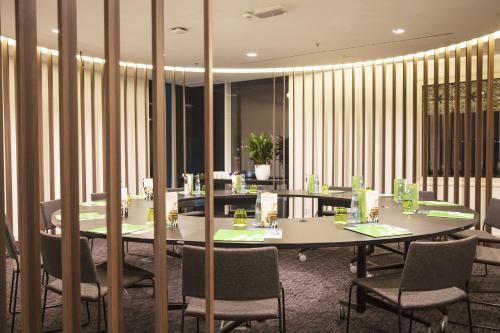 Konferenční prostory v ubytování Holiday Inn Algiers - Cheraga Tower by IHG