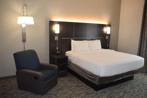 Candlewood Suites - Nashville Metro Center, an IHG Hotel Image