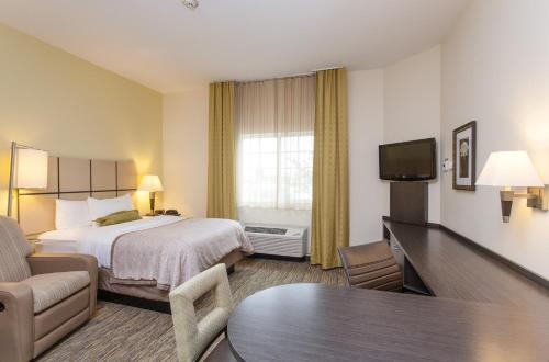 Foto de la galería de Candlewood Suites San Marcos, an IHG Hotel en San Marcos