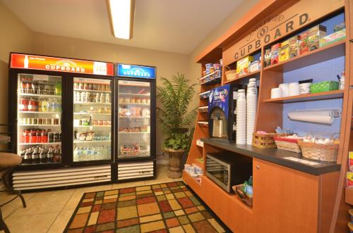 Afbeelding uit fotogalerij van Candlewood Suites Clarksville by IHG in Clarksville