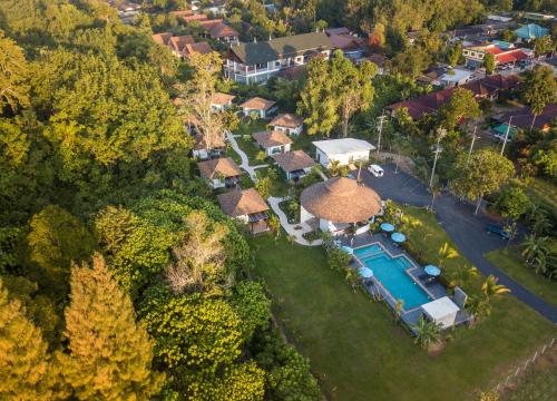 Kolam renang di atau dekat dengan Aonang Eco Villa - SHA Extra Plus