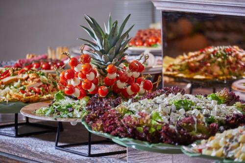 Mad på hotellet eller i nærheden