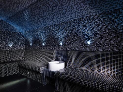 Φωτογραφία από το άλμπουμ του Molitor Hotel & Spa Paris - MGallery Collection στο Παρίσι