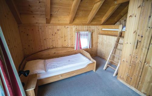 En eller flere senge i et værelse på Nice Home In St Georgen Am Kreischb, With Sauna, Wifi And Indoor Swimming Pool