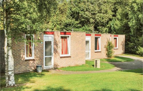 Beautiful Home In Vledder With 3 Bedrooms And Wifi