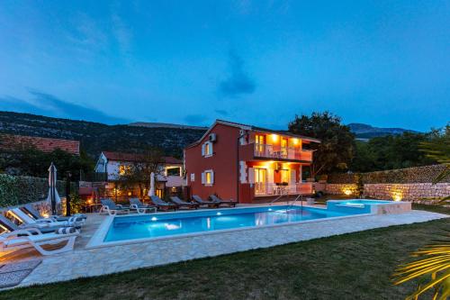 Villa POQUITO, heated pool - Zagvozd, Makarska region