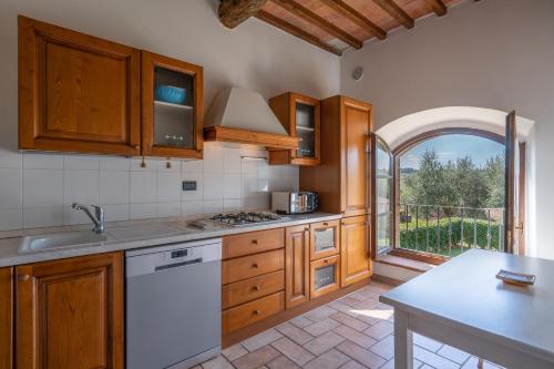 Kuhinja oz. manjša kuhinja v nastanitvi Le Rocche Di Valiano