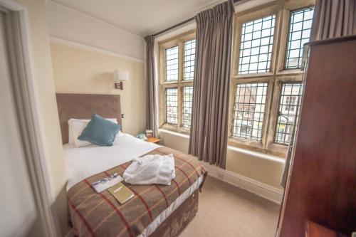 Gallery image of Norfolk Arms Hotel in Arundel