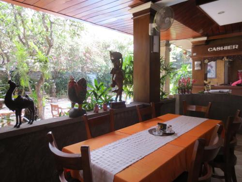 Restoran või mõni muu söögikoht majutusasutuses Swastika Guesthouse Sanur