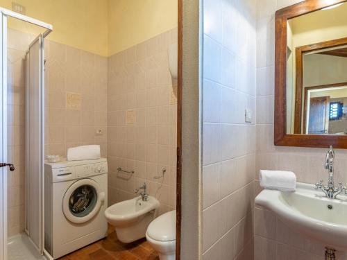 Koupelna v ubytování Agriturismo Baccoleno