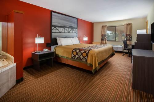 Imagen de la galería de Super 8 by Wyndham Big Rapids, en Big Rapids