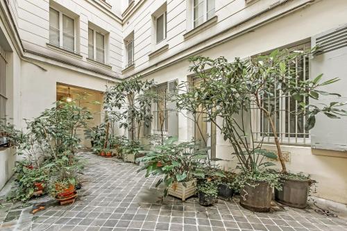 Pick A Flat's Apartment in Louvre Saint Honoré