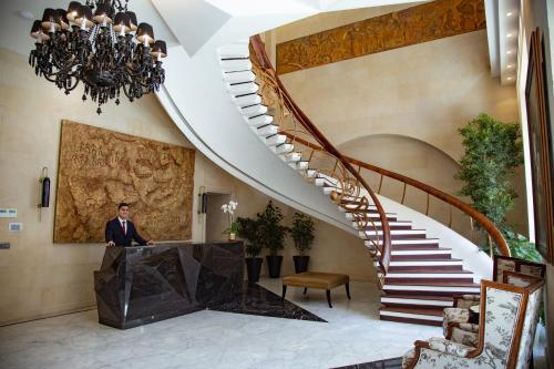 Lobi atau kawasan kaunter penerimaan di Boutique 19 Hotel