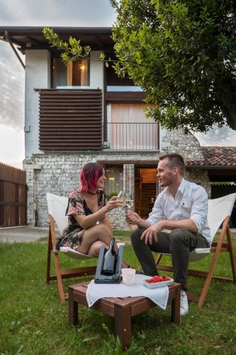 Επισκέπτες που μένουν στο Albergo Diffuso Magredi