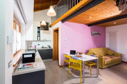 Kuchyň nebo kuchyňský kout v ubytování Albergo Diffuso Magredi