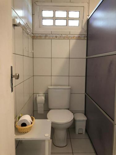 Bilik mandi di Pousada Canto do Boldró