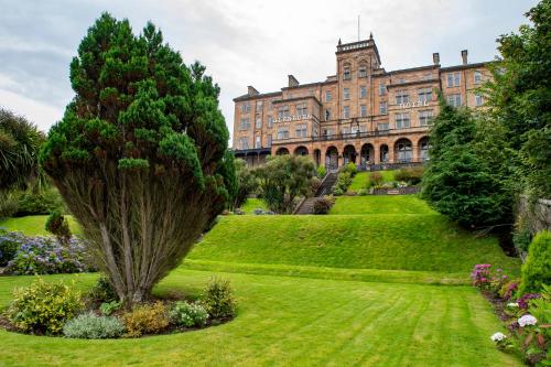 The building where the hotel is located 