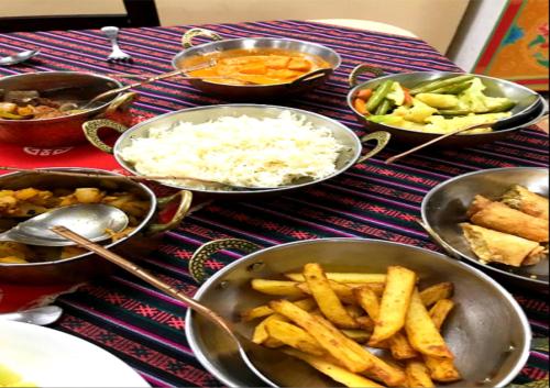 Φαγητό σε αυτό το ξενοδοχείο ή κάπου εκεί κοντά