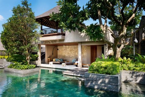 Kolam renang di atau dekat dengan Hoshinoya Bali