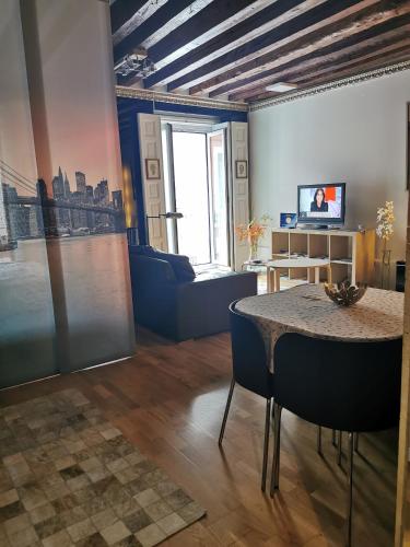 APARTAMENTo MADRID CENTRO GRAN VIA - CALLAO