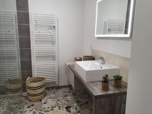 A bathroom at Beachdisa