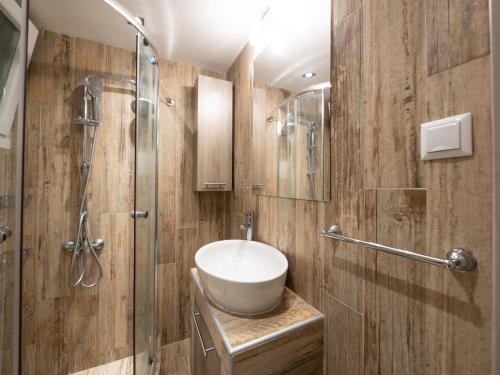 DK Mini Suites A