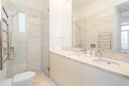 FLH Chiado Modern Apartment