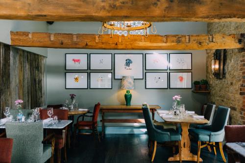 Un lugar para sentarse en The Pointer