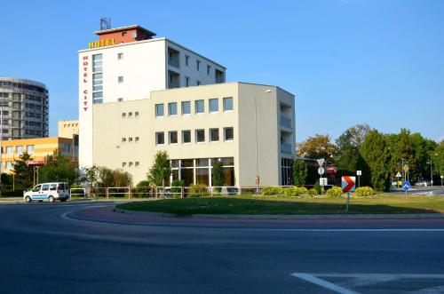 Gallery image of Hotel CITY **** Galanta in Galanta