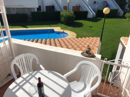 Bazén v ubytování Mojacar Casa El Cantal Playa con vistas la Mar nebo v jeho okolí