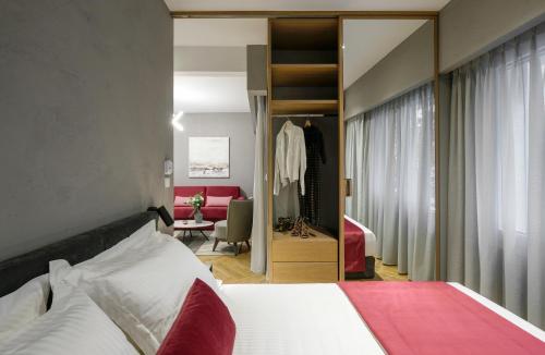 Olvios Luxury Suites