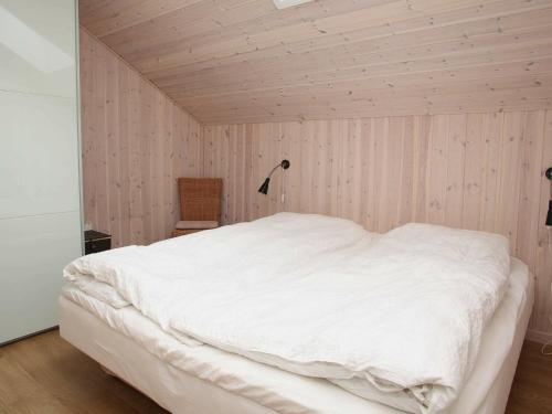 Imagen de la galería de Three-Bedroom Holiday home in Løkken 40, en Løkken