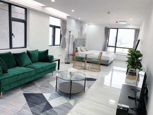 Χώρος καθιστικού στο Po Si Zhineng Apartment