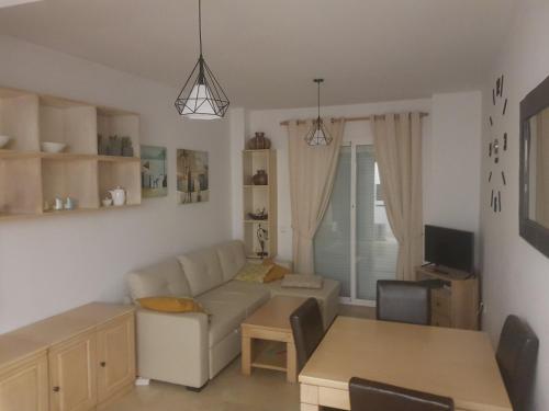 APARTAMENTO SOLEADO ALBORAN Hills