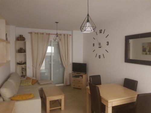 APARTAMENTO SOLEADO ALBORAN Hills