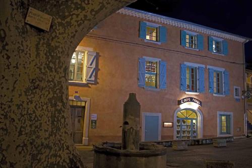 Des Lits Sur La Place – Photos 4