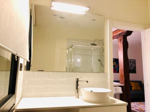 Ένα μπάνιο στο Espectacular suite con vistas a la ría