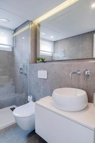 Marbella Beach Sea views City Center Apartment