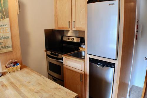 Gallery image of Crystal Chalets in Greenwater