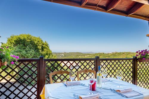 Φωτογραφία από το άλμπουμ του Hotel San Trano σε Luogosanto