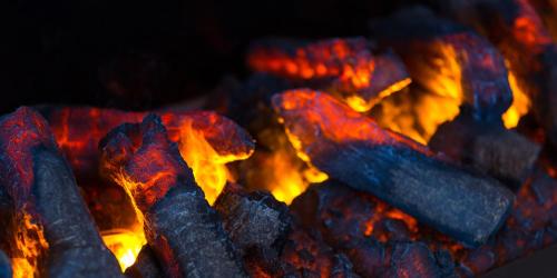 a close up of a campfire with flames at Boardinghouse E68 in Schliengen