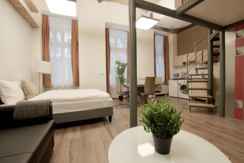 St. King 1 by Hi5 Apartments 1088 Budapest, Szentkirályi utca 1B kép - 3