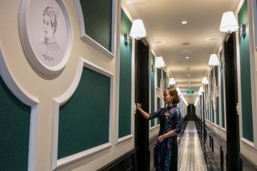 Επισκέπτες που μένουν στο Genesis Luxury Regal Cruise by Premier Group