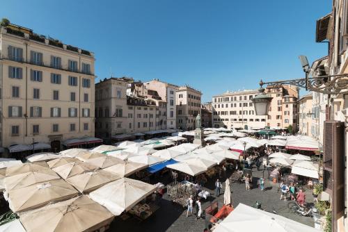 Campo De' Fiori Apartment - Charme Holidays