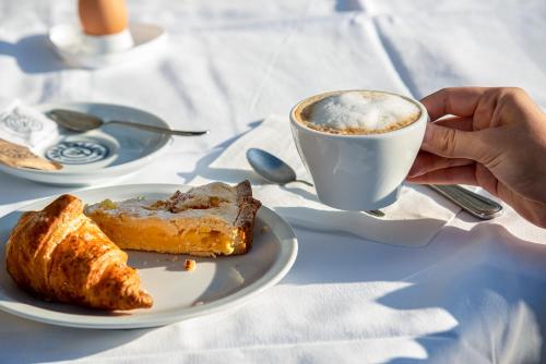 Pilihan sarapan tersedia untuk tetamu di Hotel Garda Bellevue