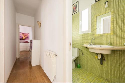 Et badeværelse på Romantic Central Terrace