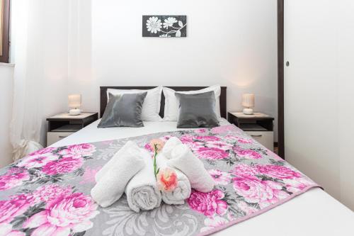 Apartments Cvita