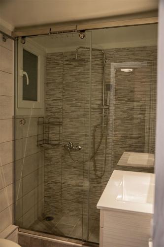 Your apartment in Athens (Next to Metro & Acropolis)